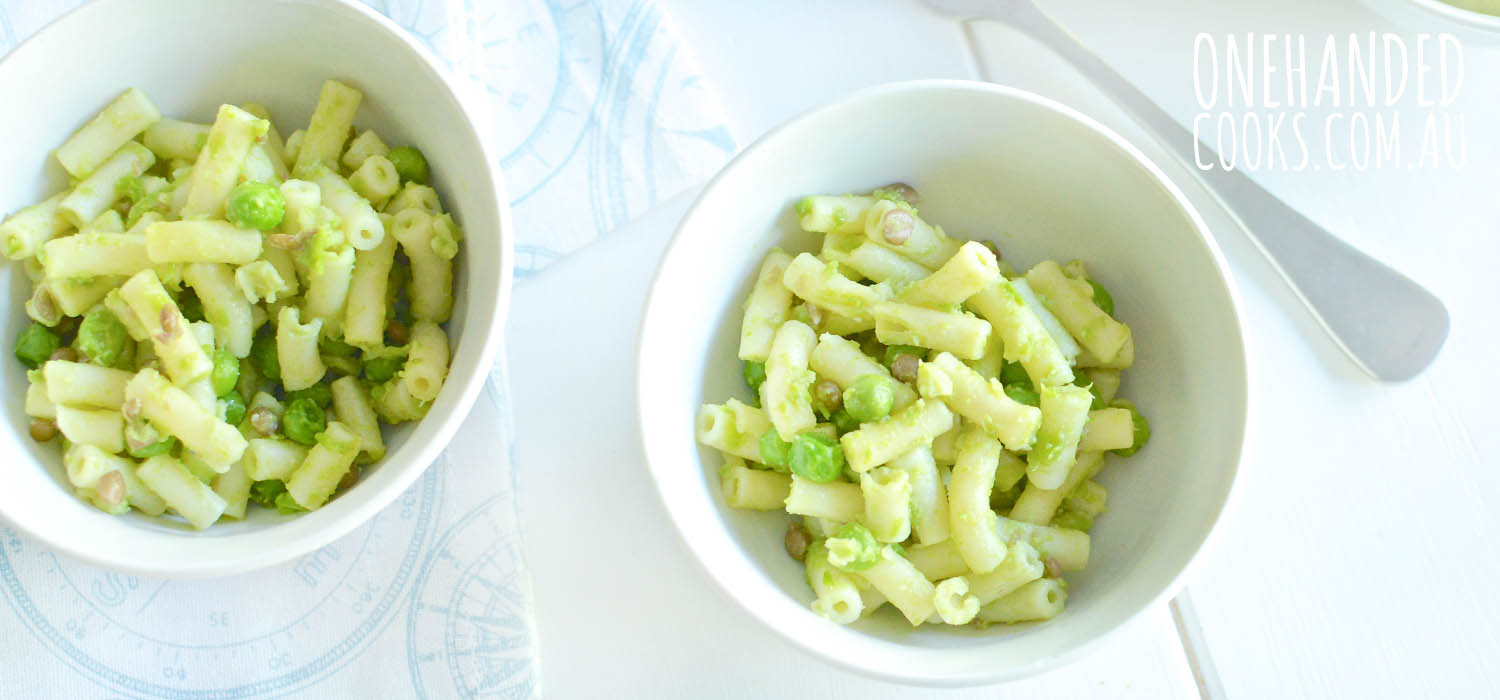 Macaroni Peas with Spinach and Lentils - One Handed Cooks