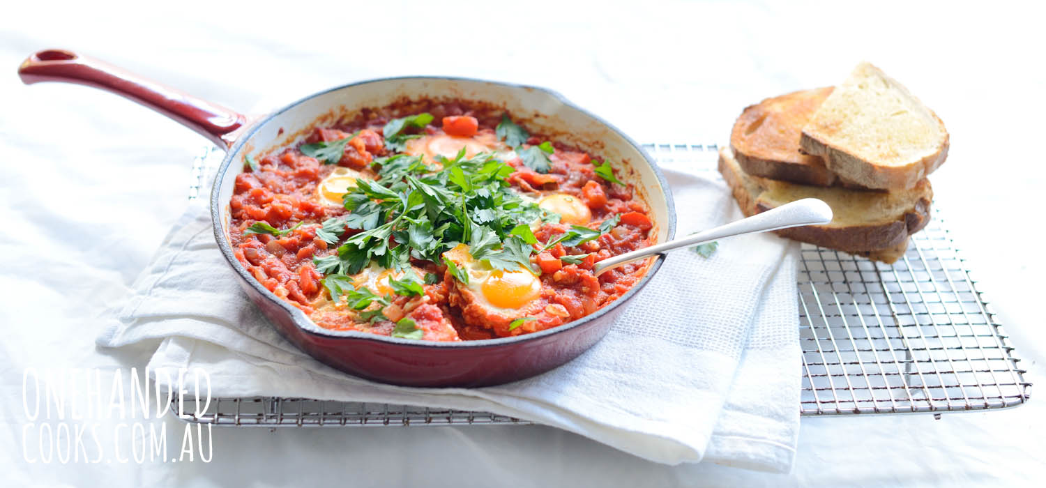 Mexican Baked Eggs - One Handed Cooks